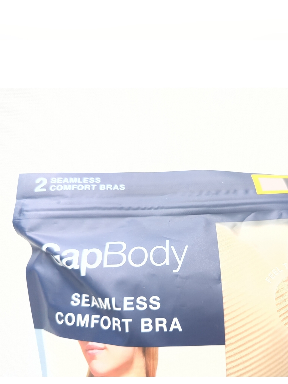 Gap Body Seamless Comfort Bras Removable Cups 2 Pack  Black & Nude Size M NWT - Picture 3 of 6